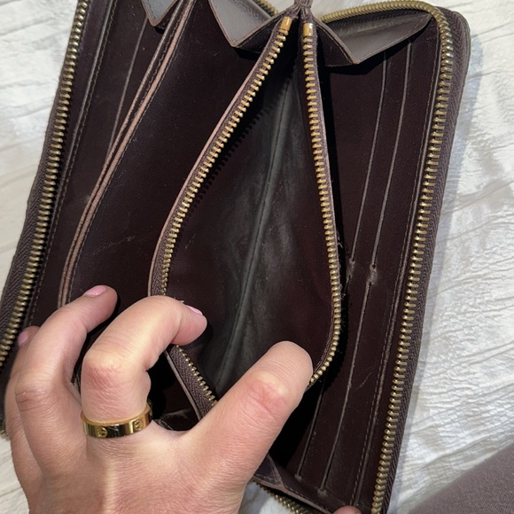 Louis Vuitton Purple Vernis Zippy Wallet - Picture 4 of 10